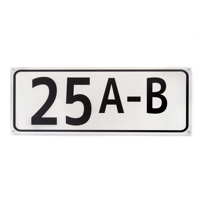 Husnummer med refleks 15x40cm